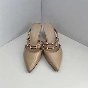 Marc Fisher Nude  heel mule shoe  size 6 S27/650